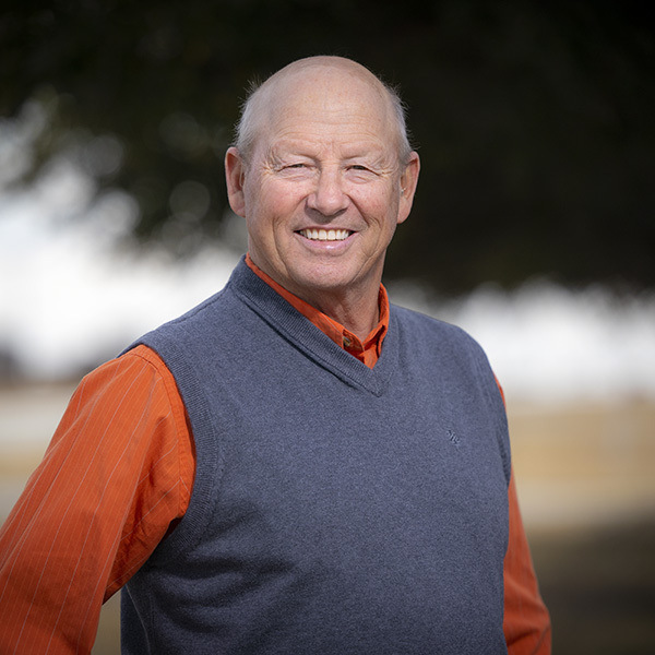 Headshot of Bart Frie